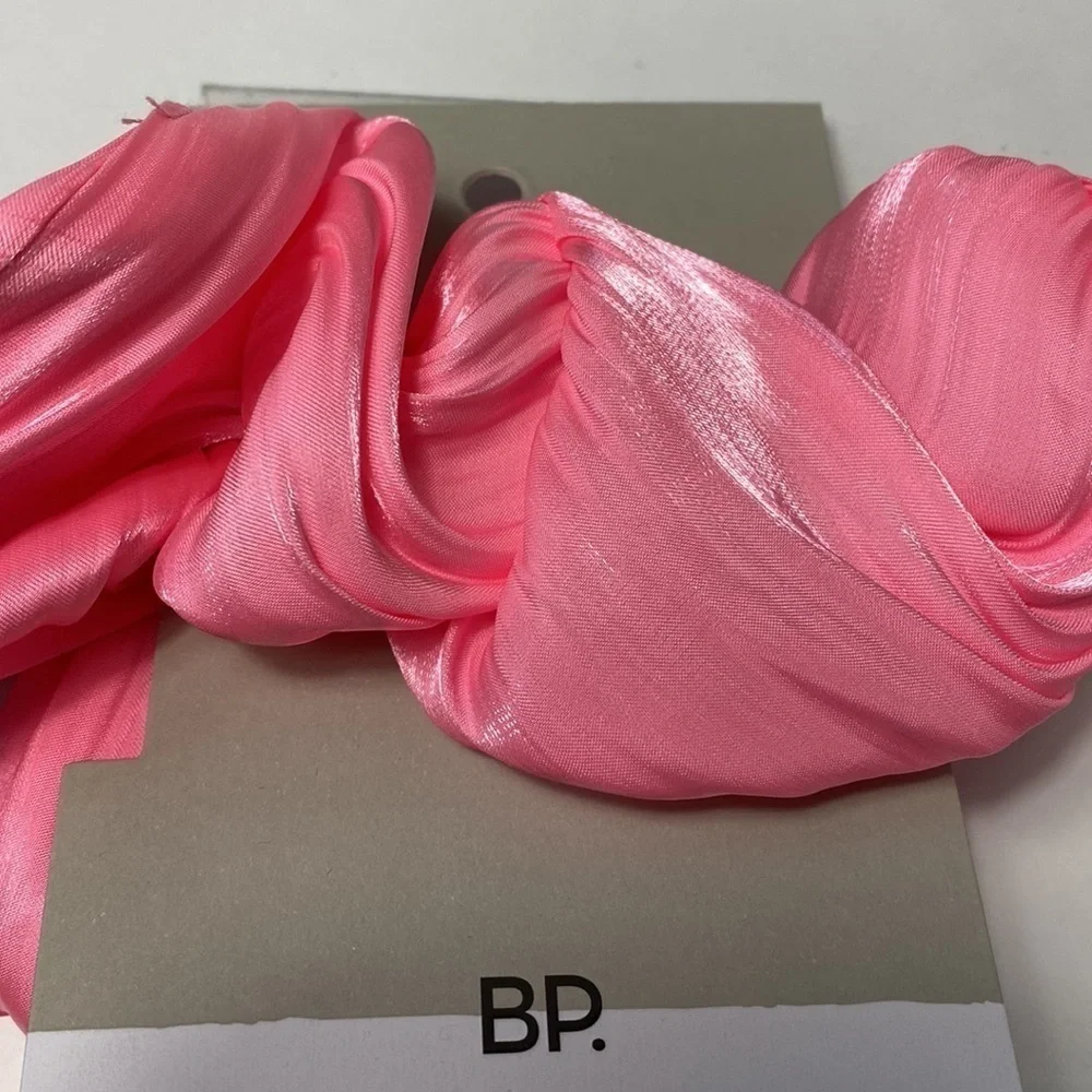Nordstrom BP bundle of 14 scrunchies NWT